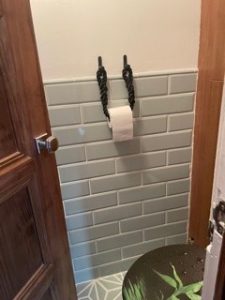 Toilet roll holder made with rope