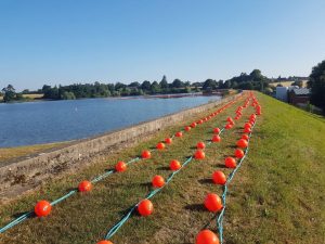 Markers on a reservoir using RopesDirect blue polypropylene rope