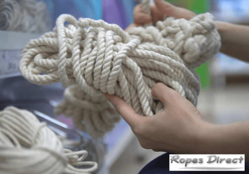 customer choosing the right type of rope for their needs