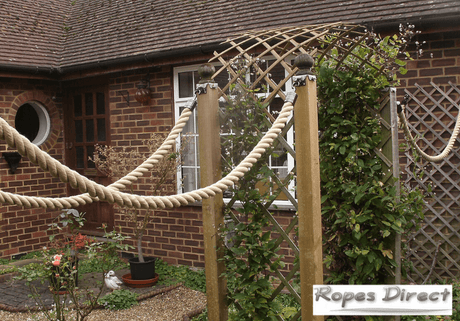 Garden Rope Fence